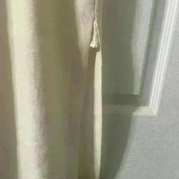 BCBGMAXAZRIA White Dress - (stitching needed on side split/ minor detail) B17 - Picture 5 of 8